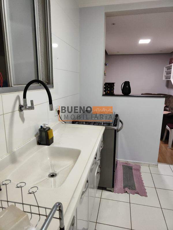 Apartamento à venda no Loteamento Industrial Machadinho: 