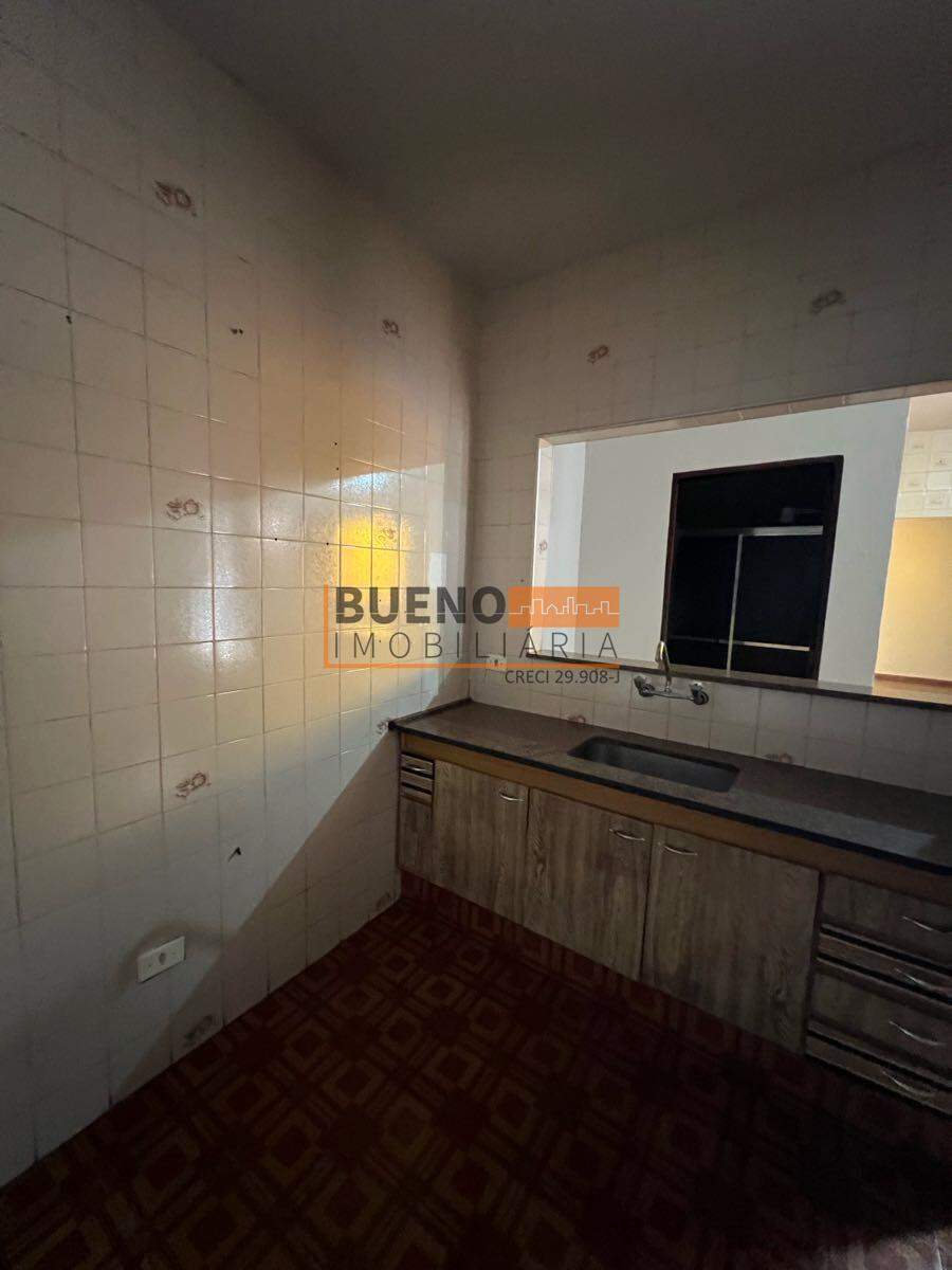 Casa à venda no Jardim Batagin: 