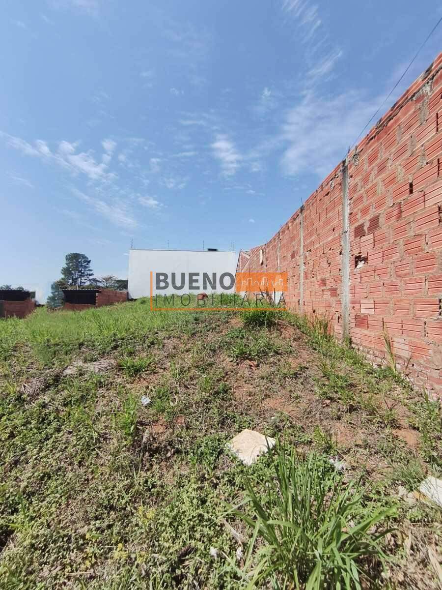 Terreno à venda no Jardim Aranha Oliveira: 