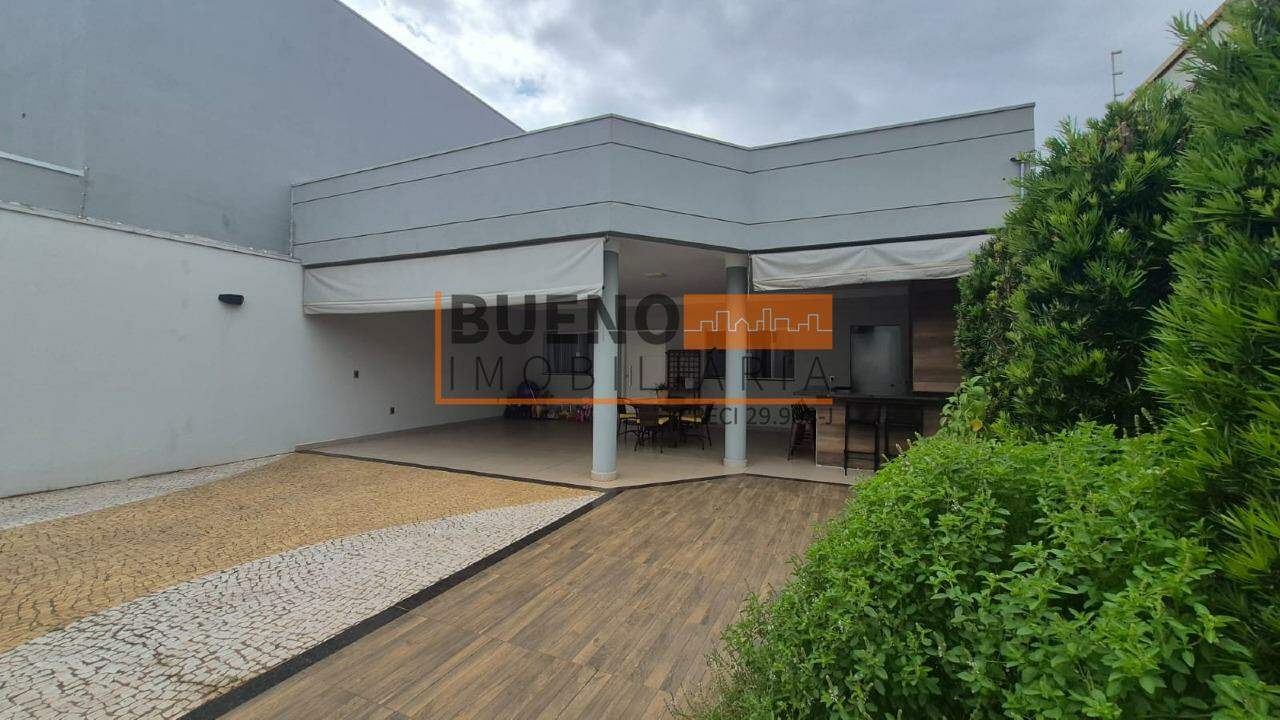 Casa à venda no Centro: 