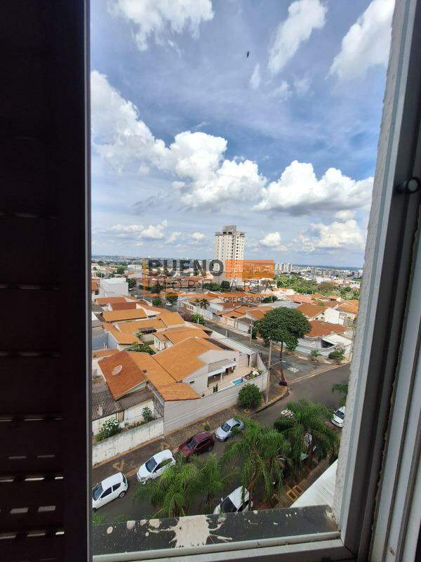 Apartamento à venda no Vila Omar: 
