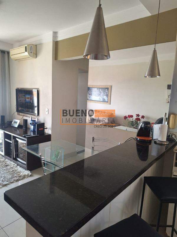 Apartamento à venda no Vila Omar: 