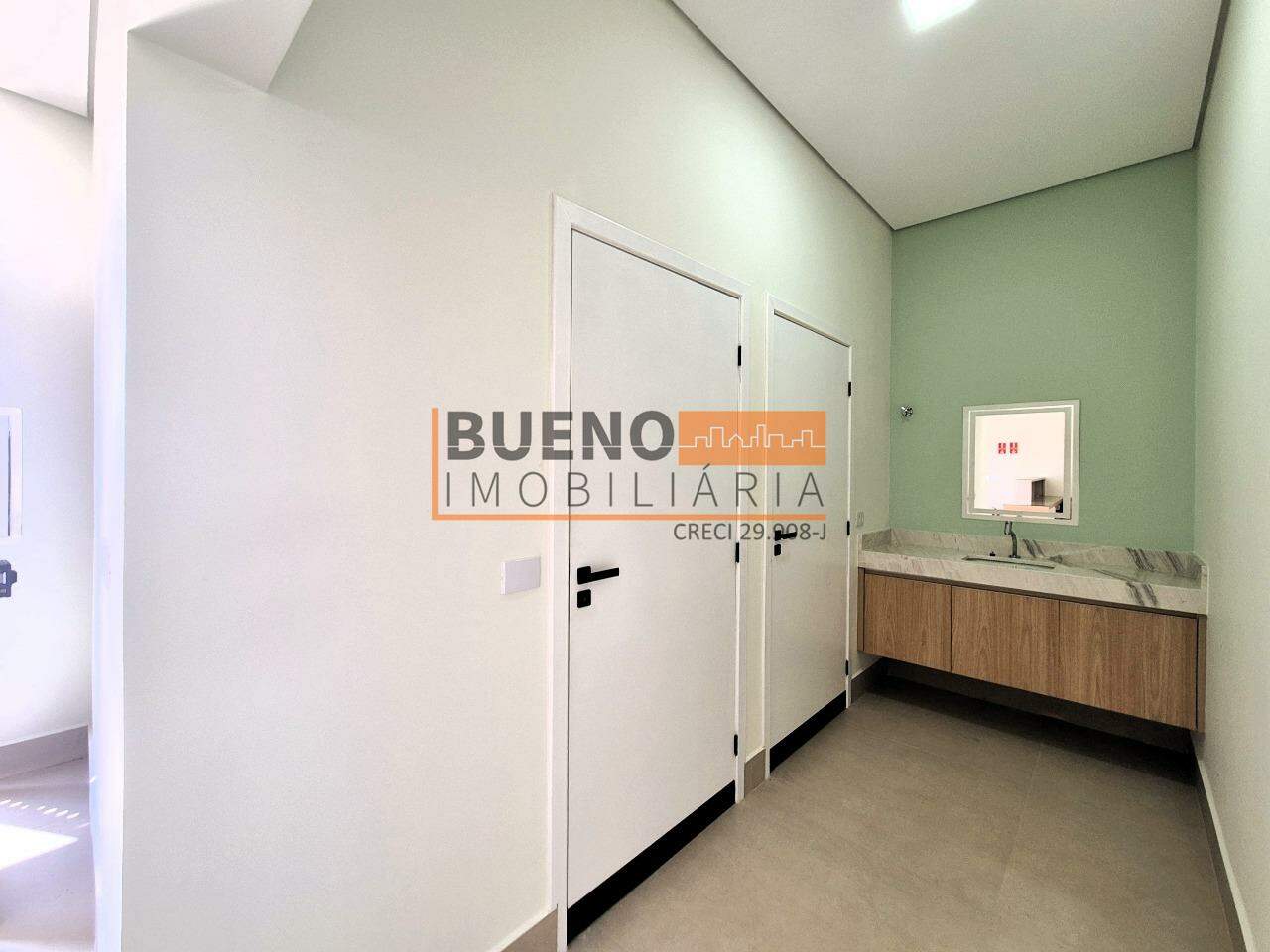 Casa comercial para aluguel no Jardim São Francisco: 