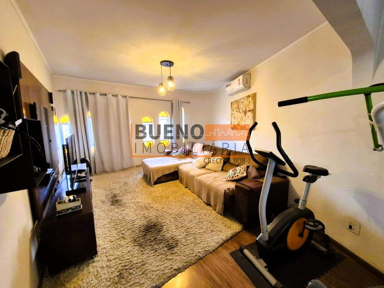 Casa à venda no Centro: 