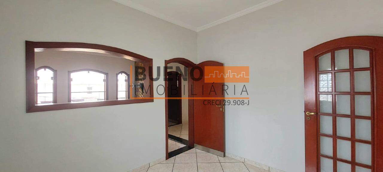 Casa para aluguel no Jardim São Francisco: 
