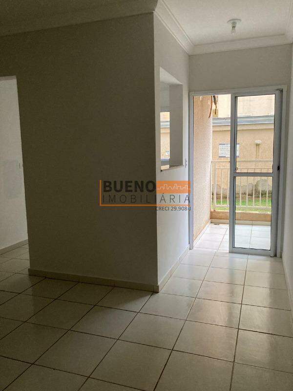 Apartamento à venda no Parque Universitário: 