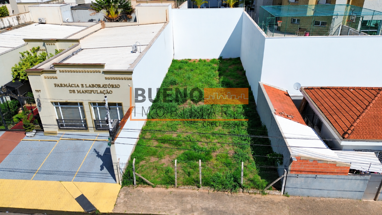 Terreno à venda no Centro: 
