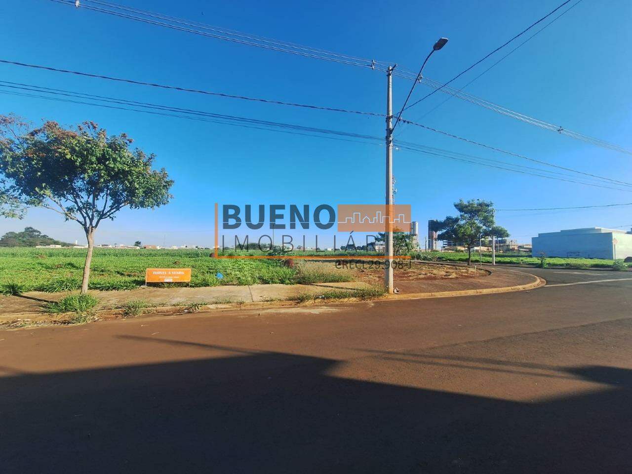 Terreno à venda no Jardim Itapuã: 