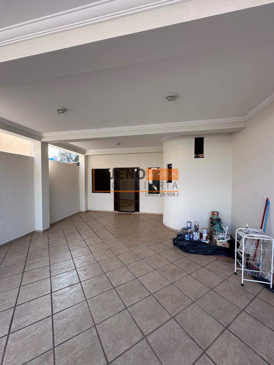 Casa para aluguel no Centro: 