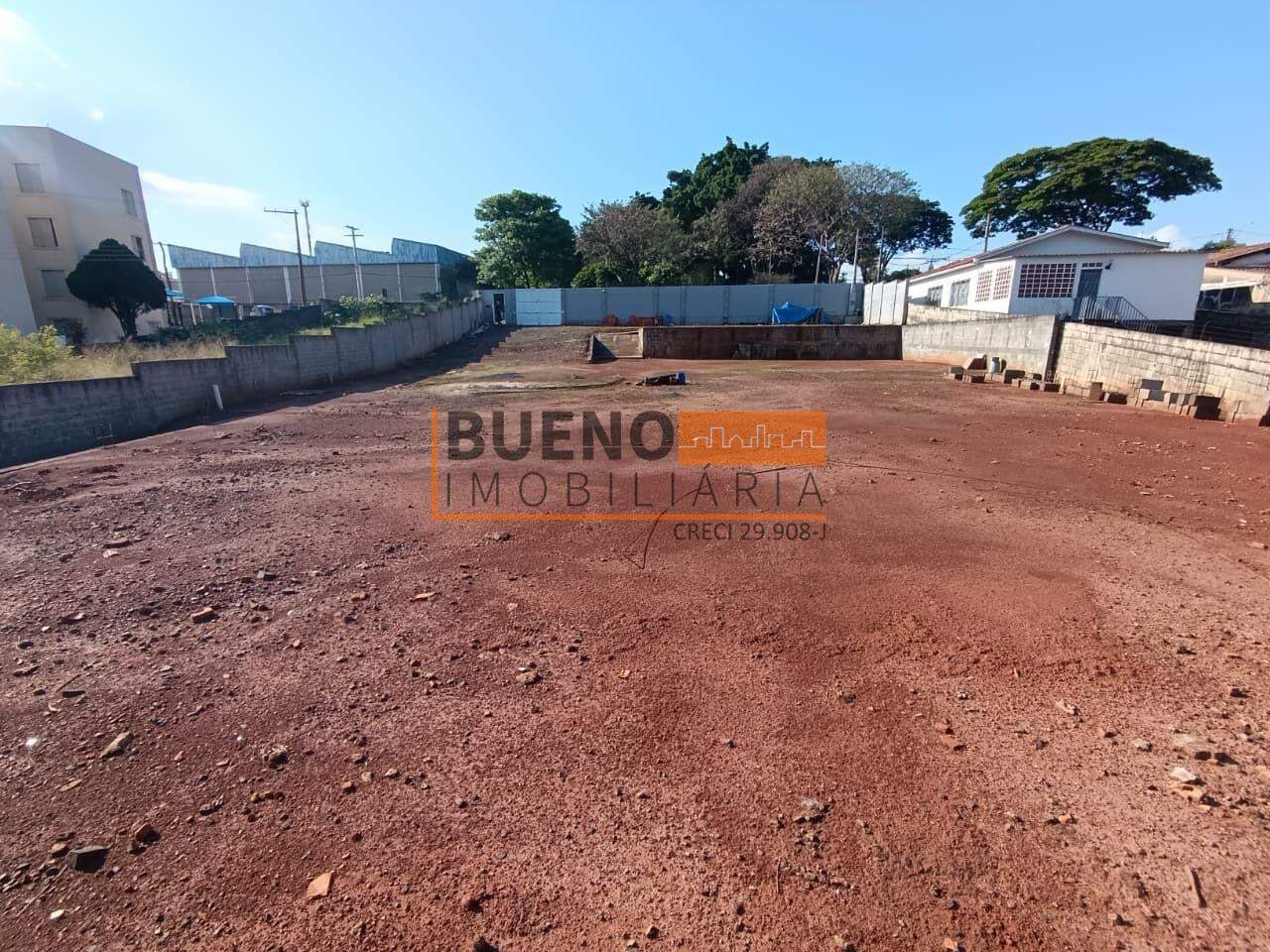 Terreno à venda no Vila Biasi: 