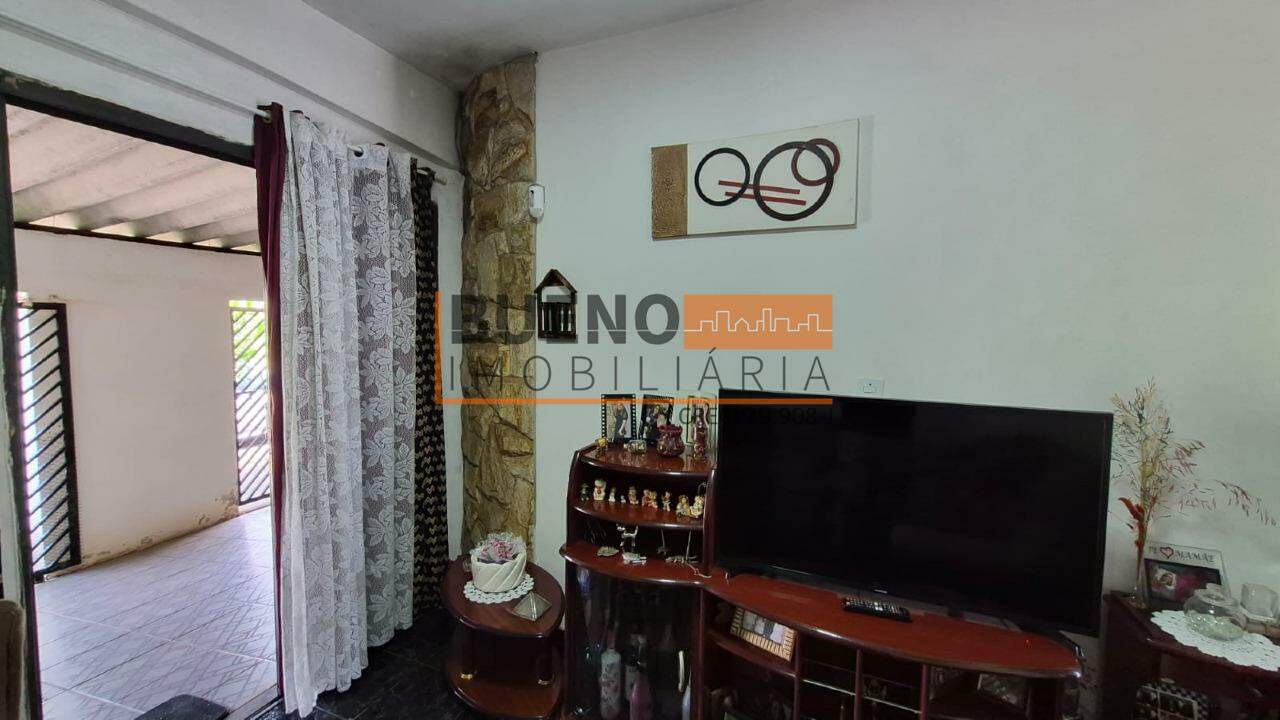 Casa à venda no Conjunto Habitacional dos Trabalhadores: 