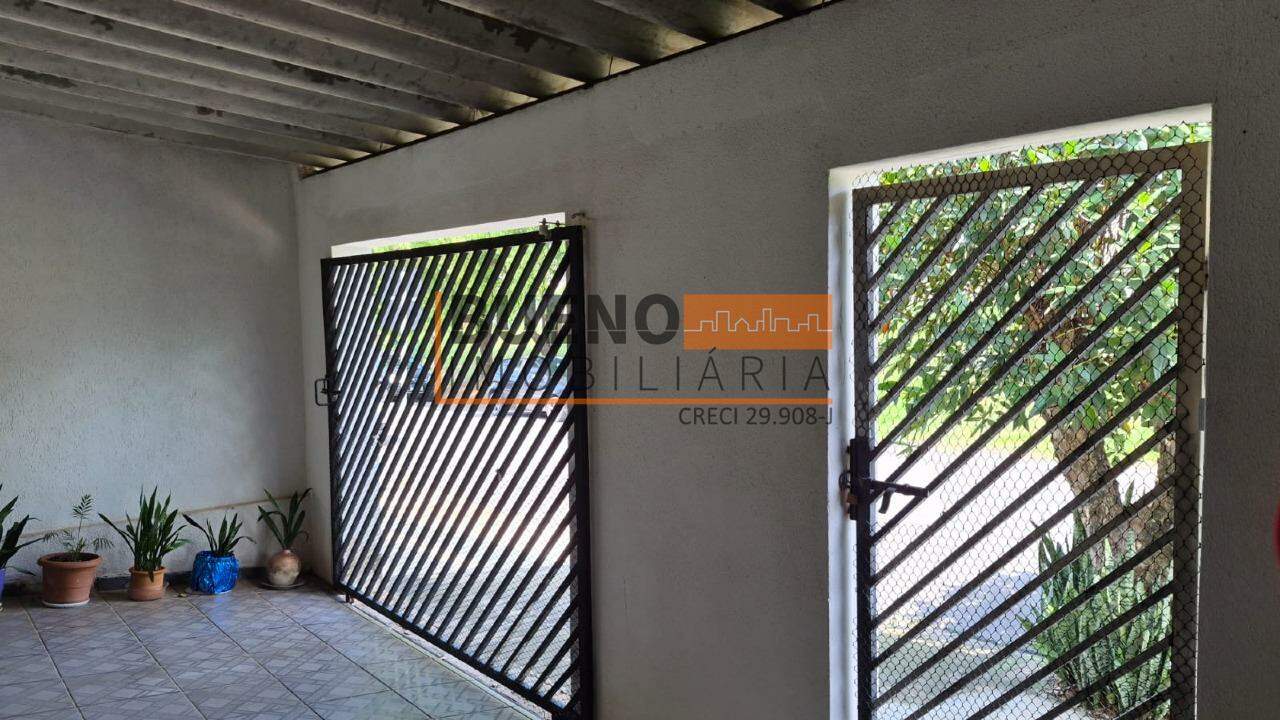 Casa à venda no Conjunto Habitacional dos Trabalhadores: 