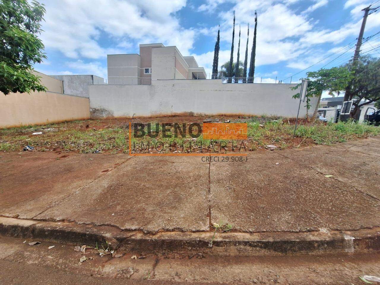 Terreno à venda no Terras de Santa Bárbara: 