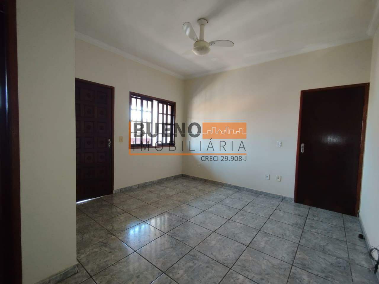 Casa para aluguel no Parque Liberdade: 