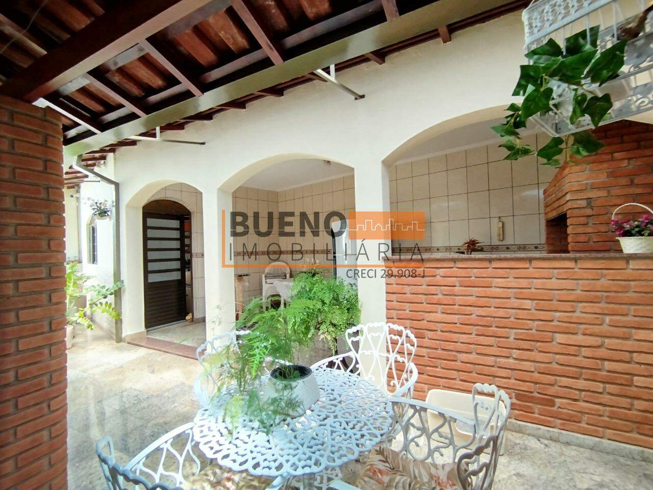 Casa à venda no Centro: 