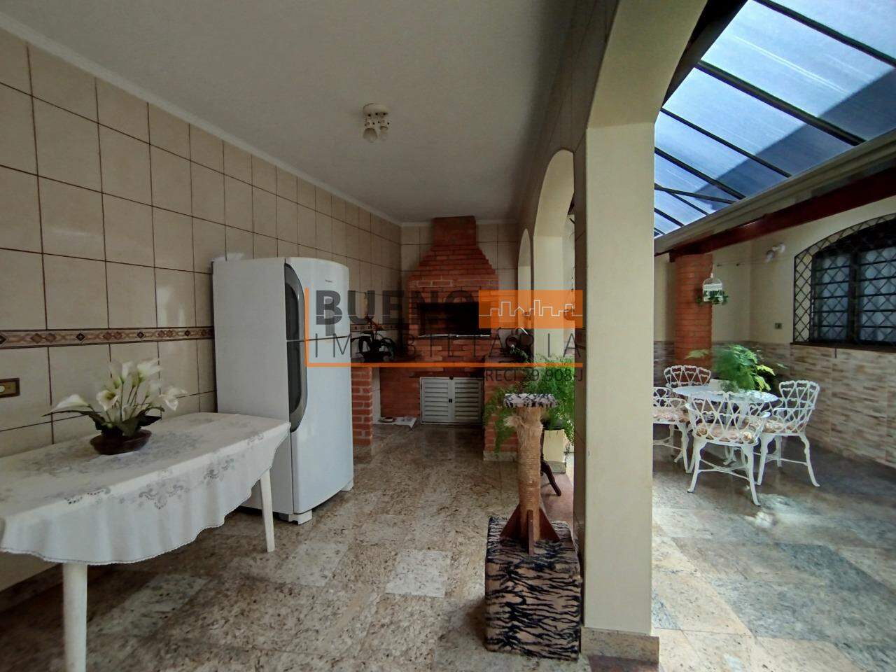 Casa à venda no Centro: 