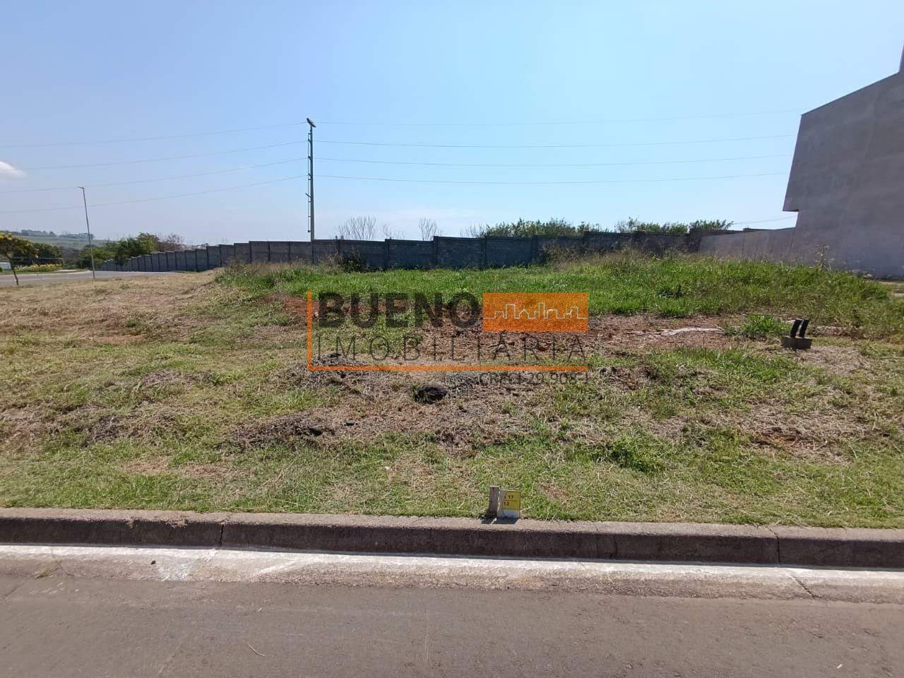 Lote em condomínio à venda no Vila Romi: 