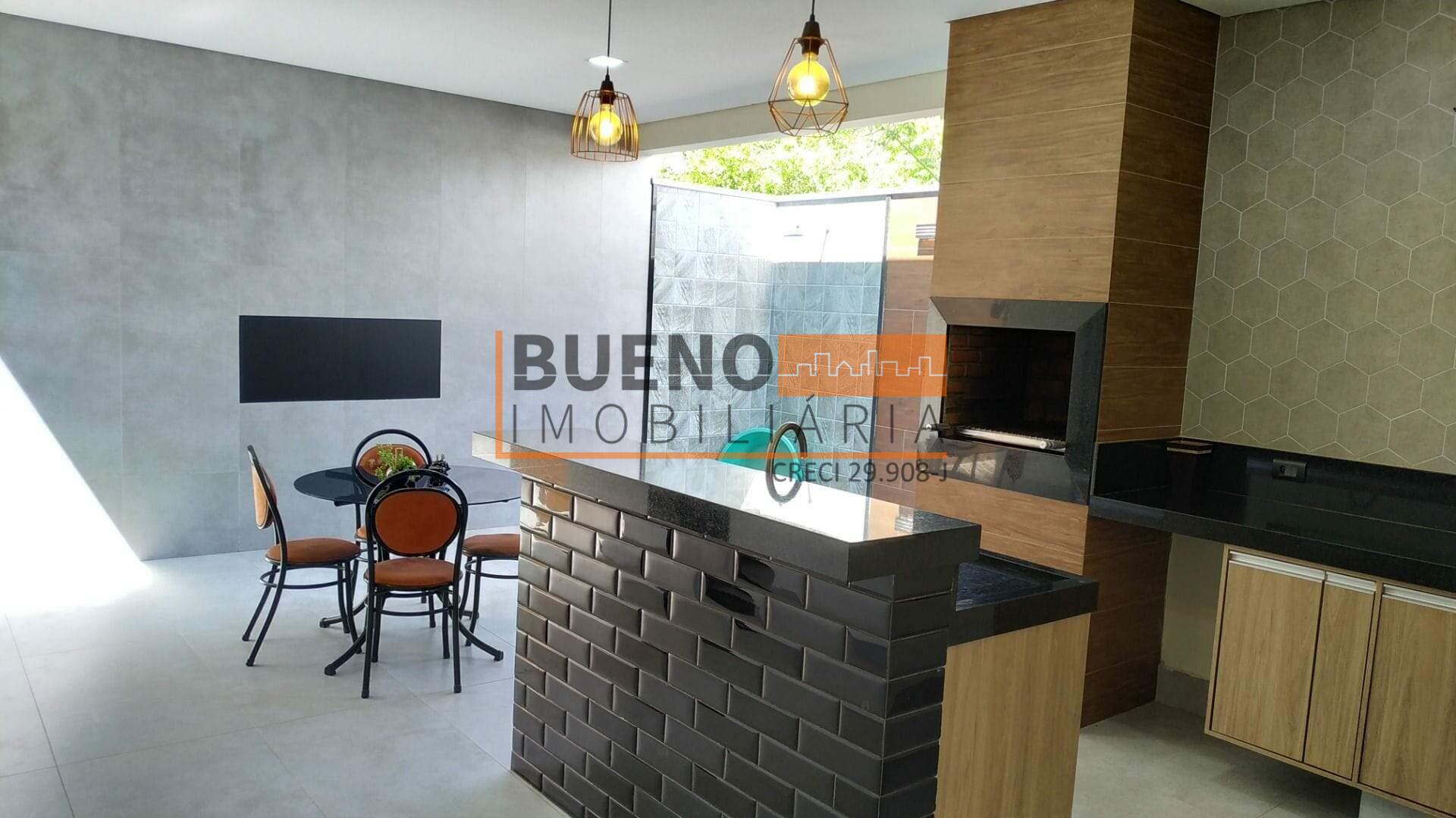 Casa em condomínio à venda no Jardim das Flores: 