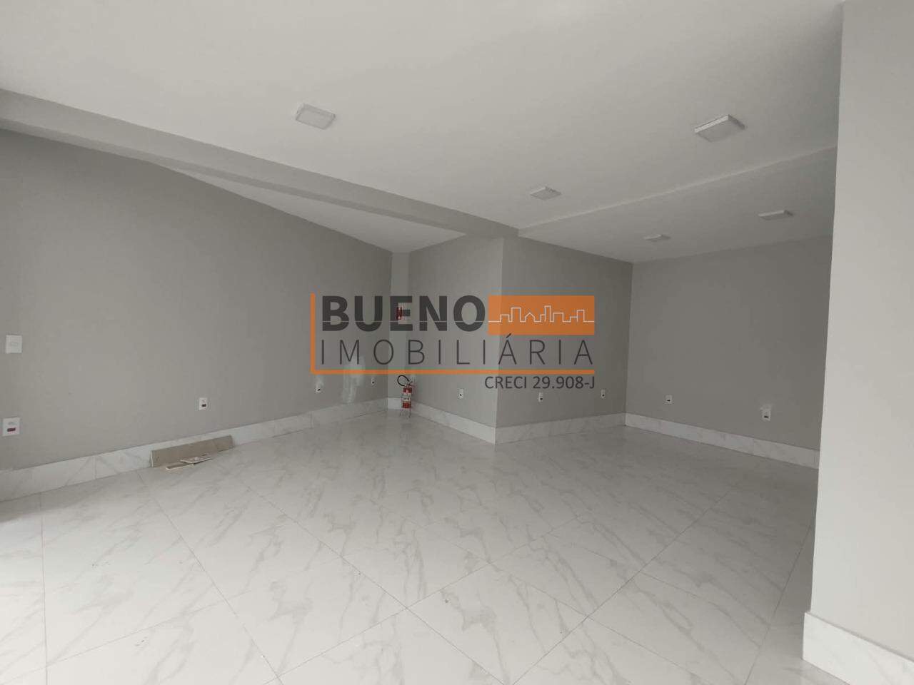 Salão para aluguel no Parque Residencial São Joaquim: 