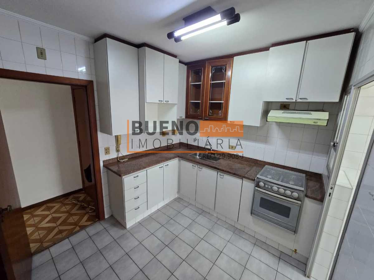 Apartamento à venda no Colina Werner Plaas: 