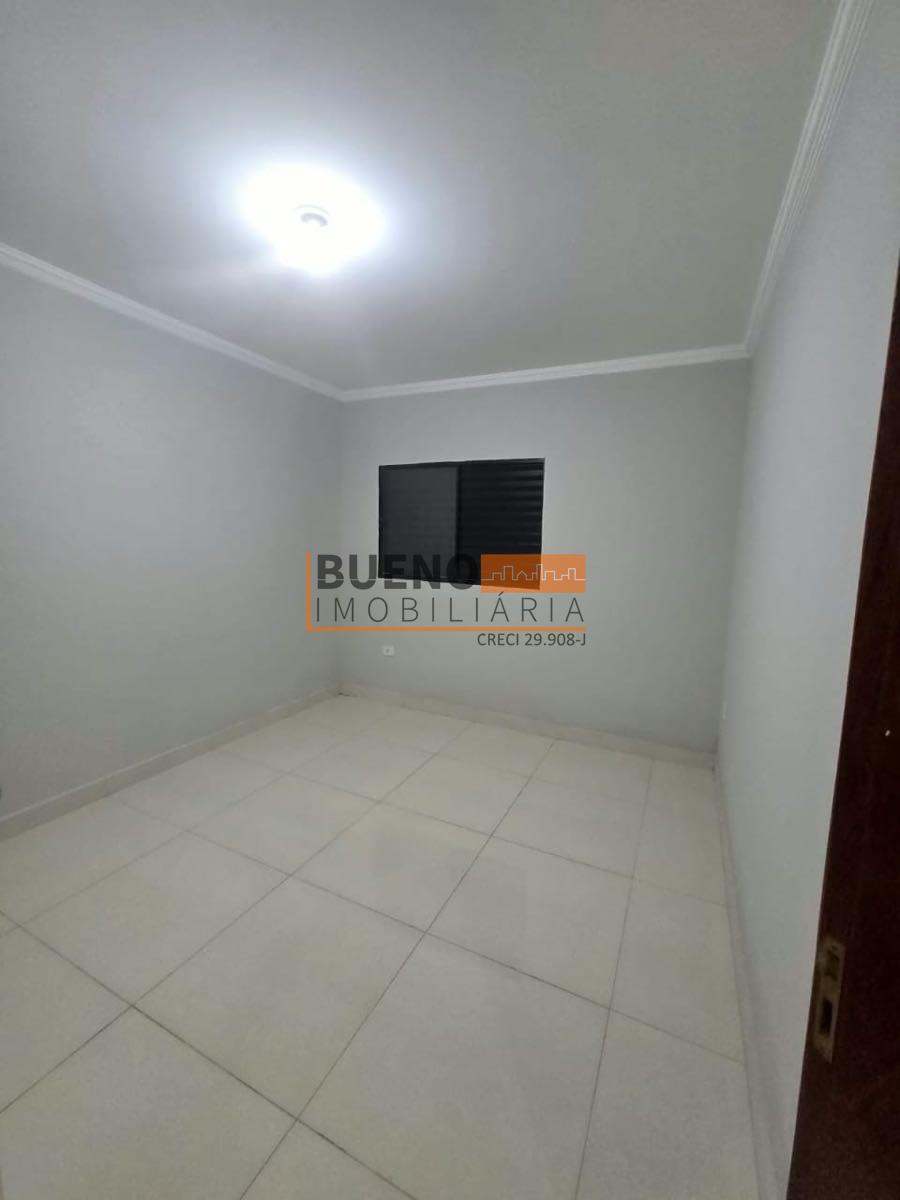 Casa para aluguel no Jardim Vila Rica: 