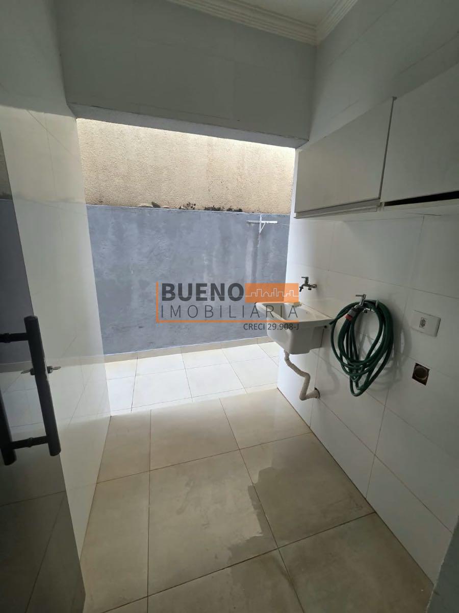 Casa para aluguel no Jardim Vila Rica: 