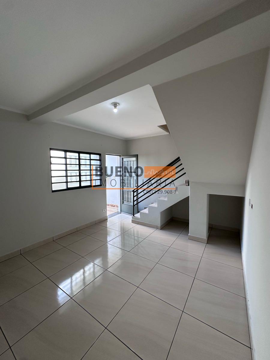Casa para aluguel no Jardim Santa Rita de Cássia: 