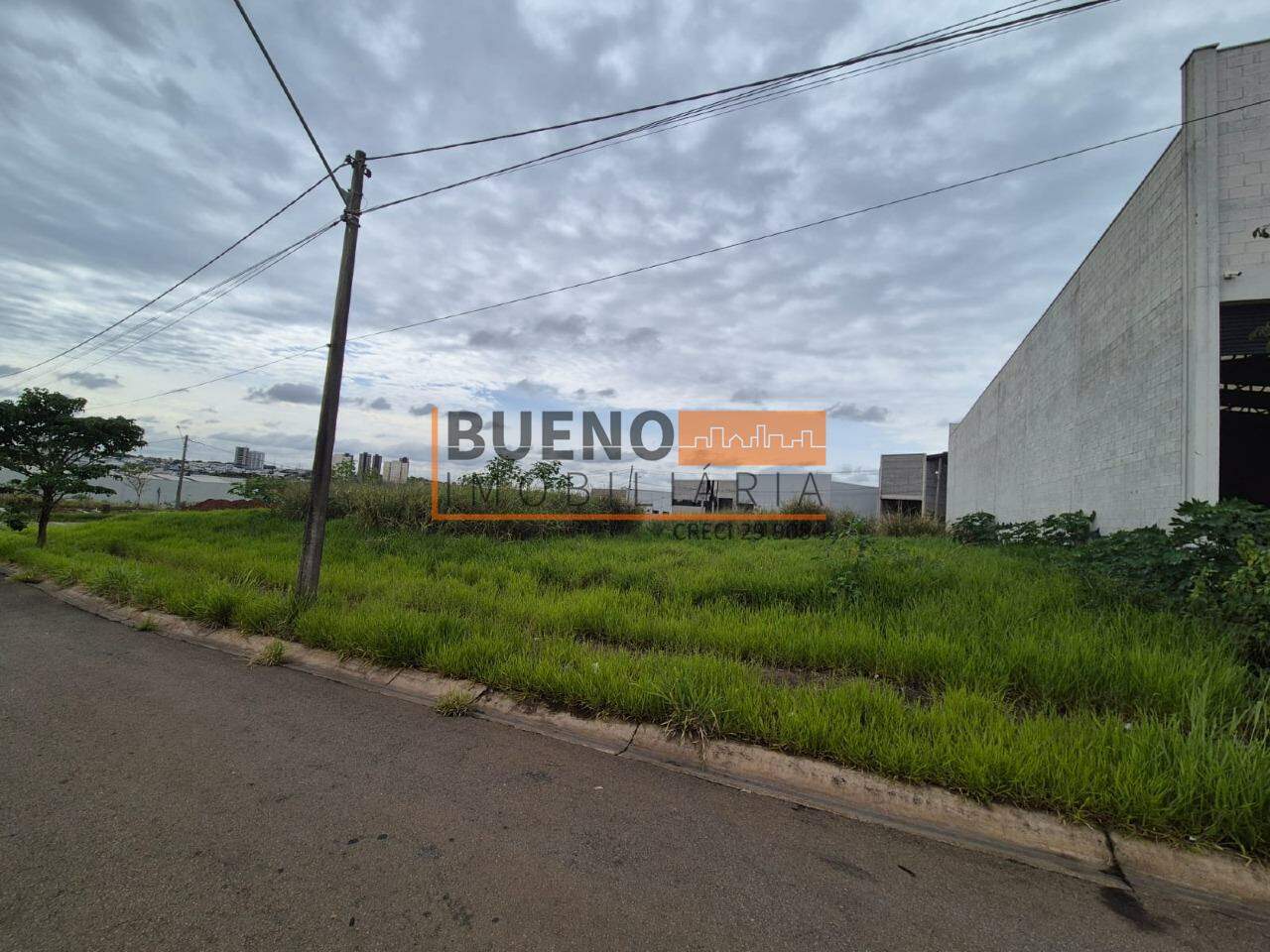 Terreno à venda no CINTEC - Centro Industrial e Tecnológico de Santa Bárbara D'Oeste: 