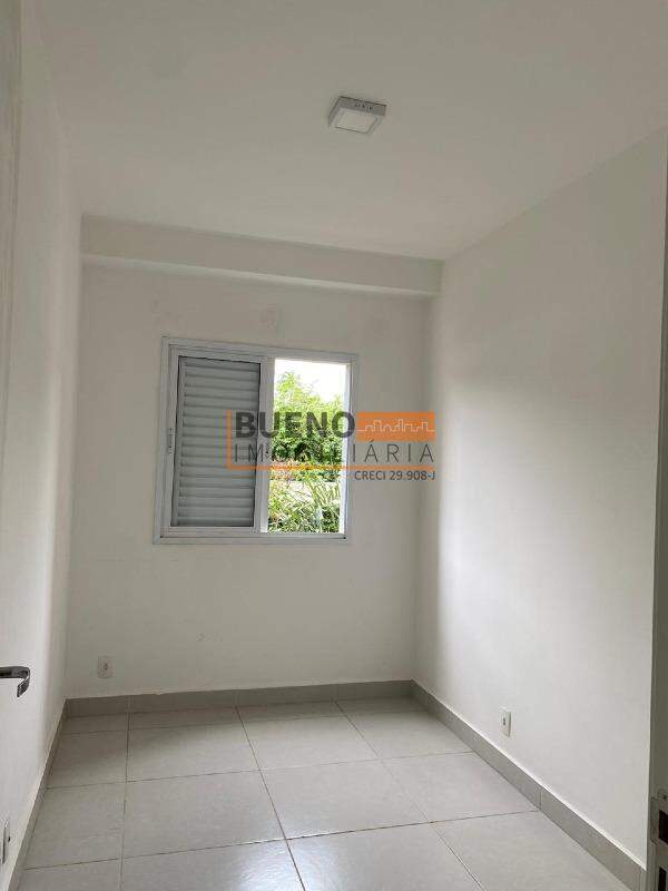 Apartamento à venda no Santa Cruz: 