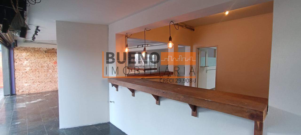 Casa para aluguel no Centro: 