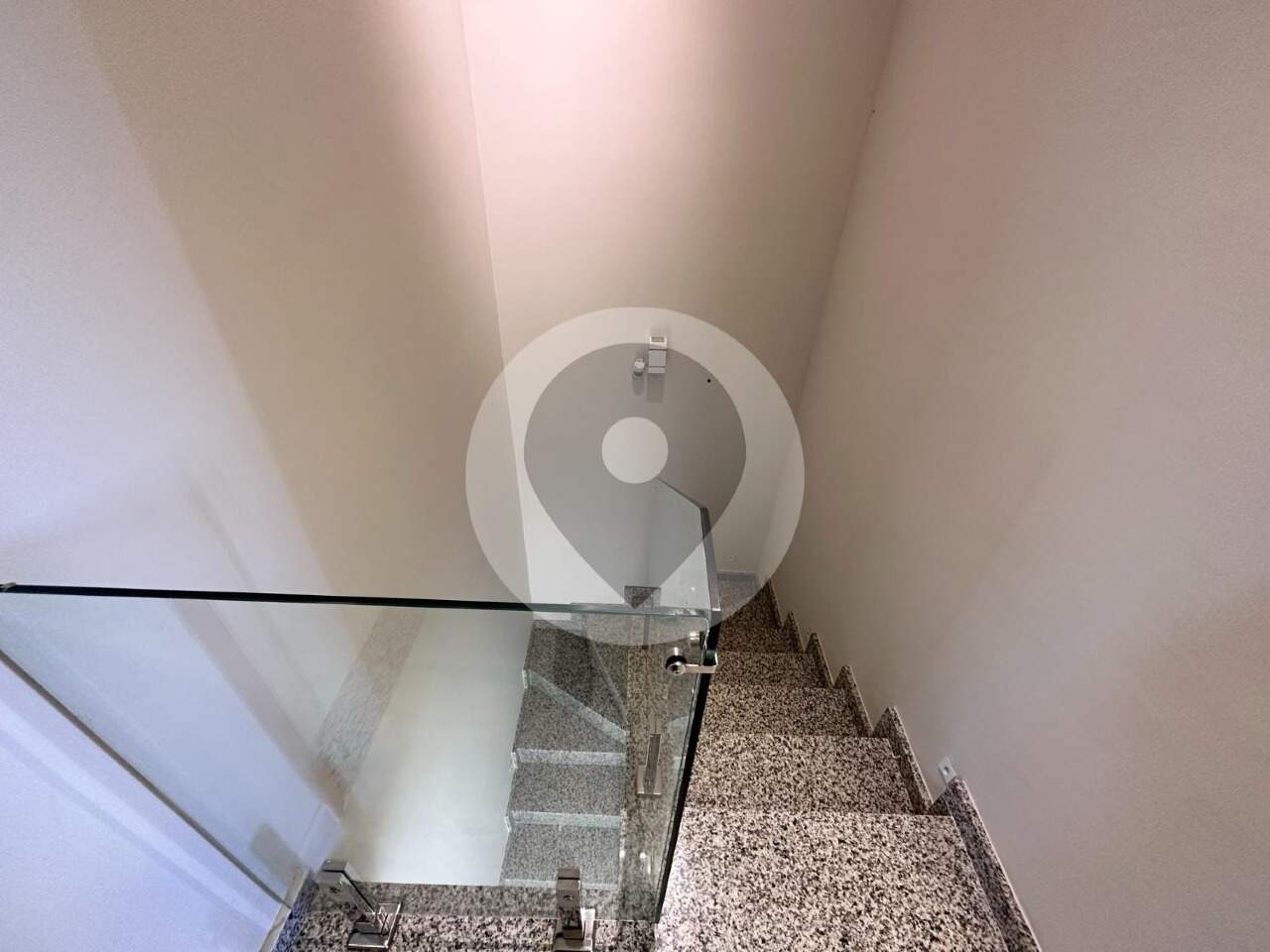 Casa para aluguel no bairro Mansões Santo Antônio: 