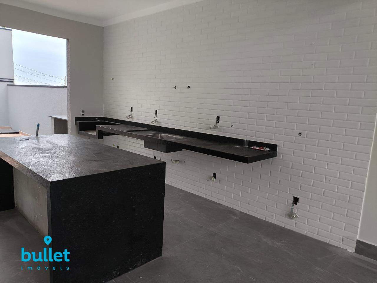 Casa à venda no bairro Residencial Vivenda das Pitangueiras: 