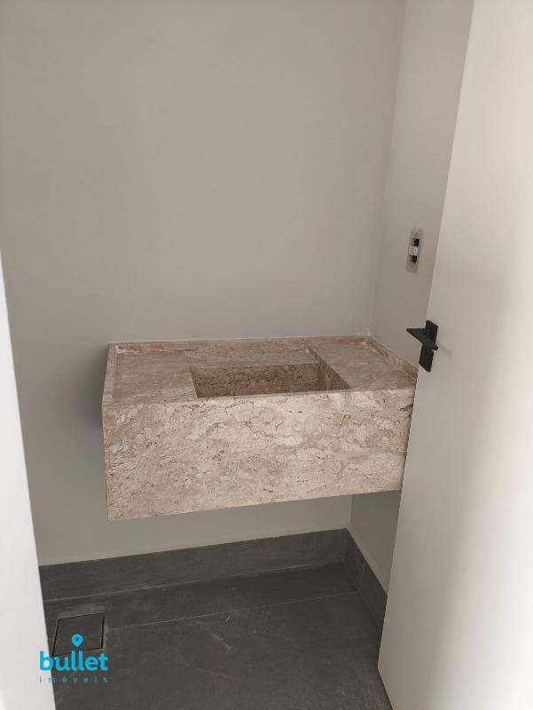 Casa à venda no bairro Residencial Vivenda das Pitangueiras: 