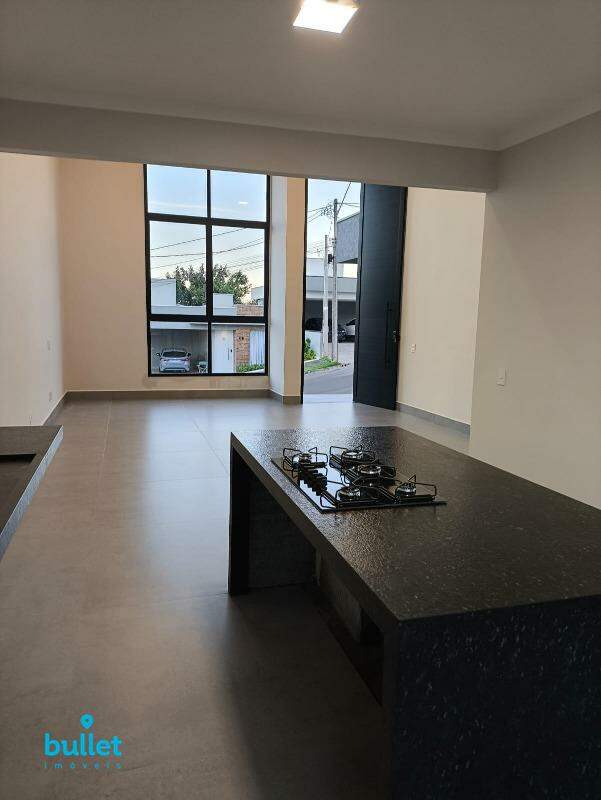 Casa à venda no bairro Residencial Vivenda das Pitangueiras: 