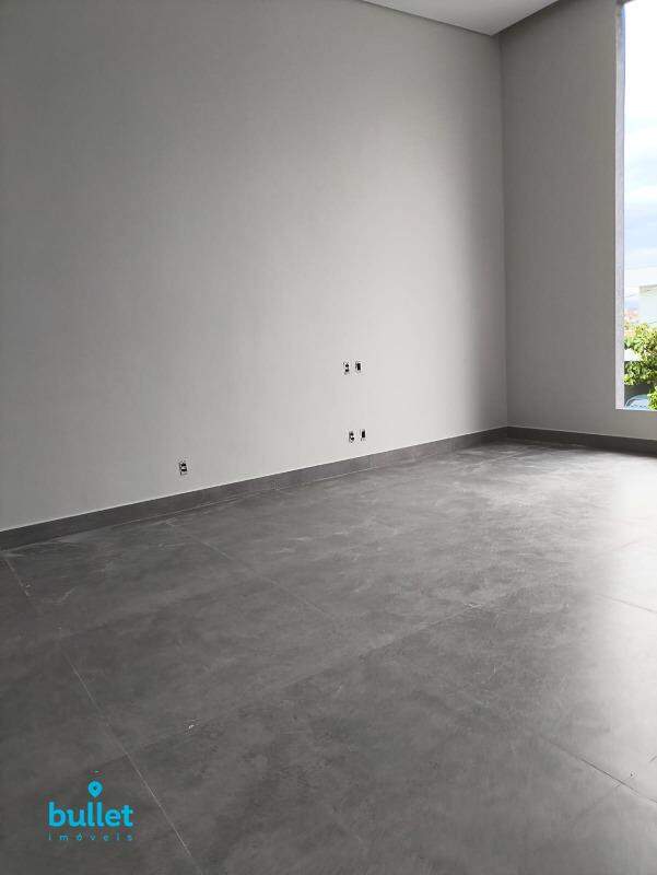 Casa à venda no bairro Residencial Vivenda das Pitangueiras: 