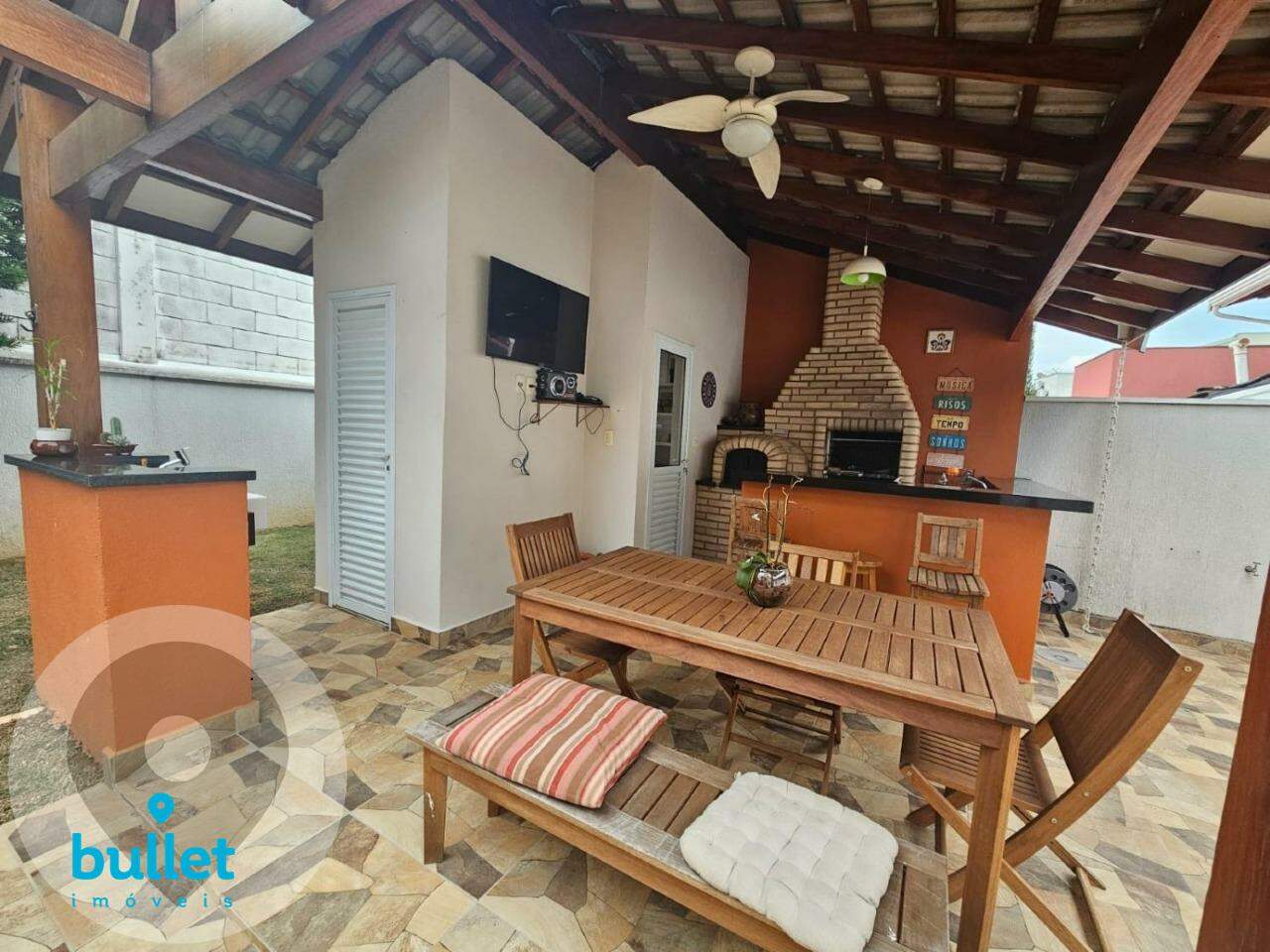 Casa à venda no bairro Jardim Alto da Colina: 