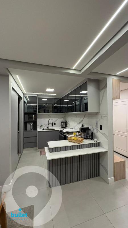 Casa à venda no Balneário Tropical: 