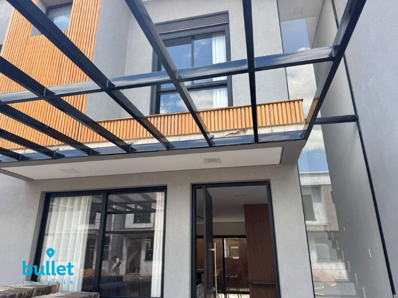 Casa à venda no Parque dos Pomares: 