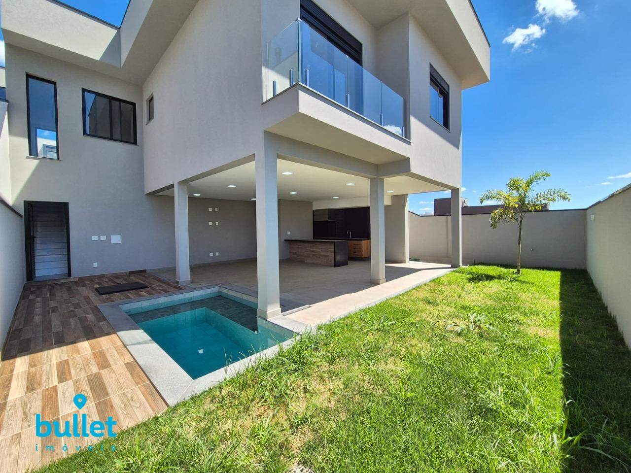 Casa à venda no Roncáglia: 