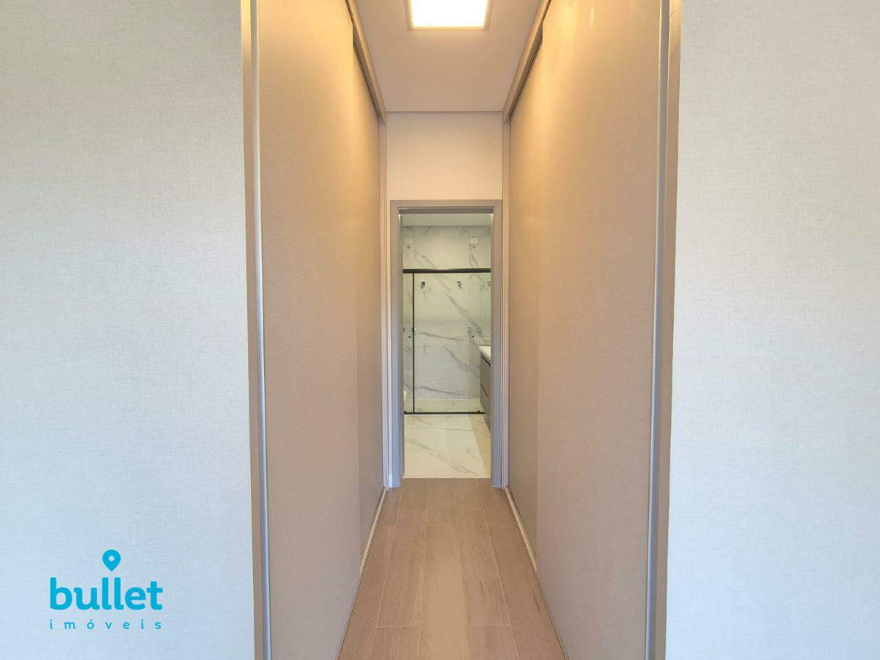 Casa à venda no Roncáglia: 