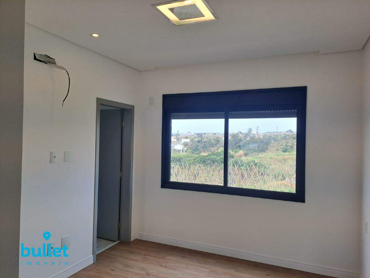 Casa à venda no Roncáglia: 