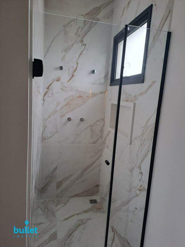 Casa à venda no Roncáglia: 