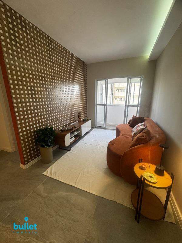 Apartamento à venda no bairro Centro: 