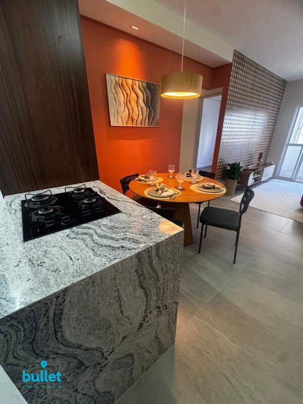 Apartamento à venda no bairro Centro: 