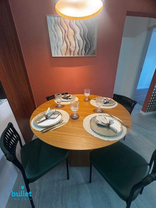 Apartamento à venda no bairro Centro: 