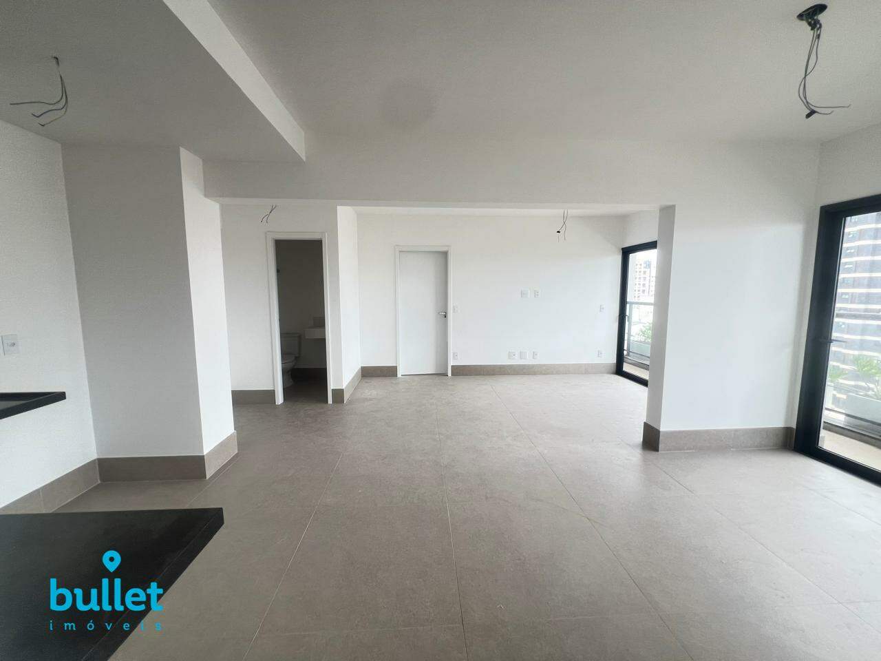 Apartamento à venda no Cambuí: 