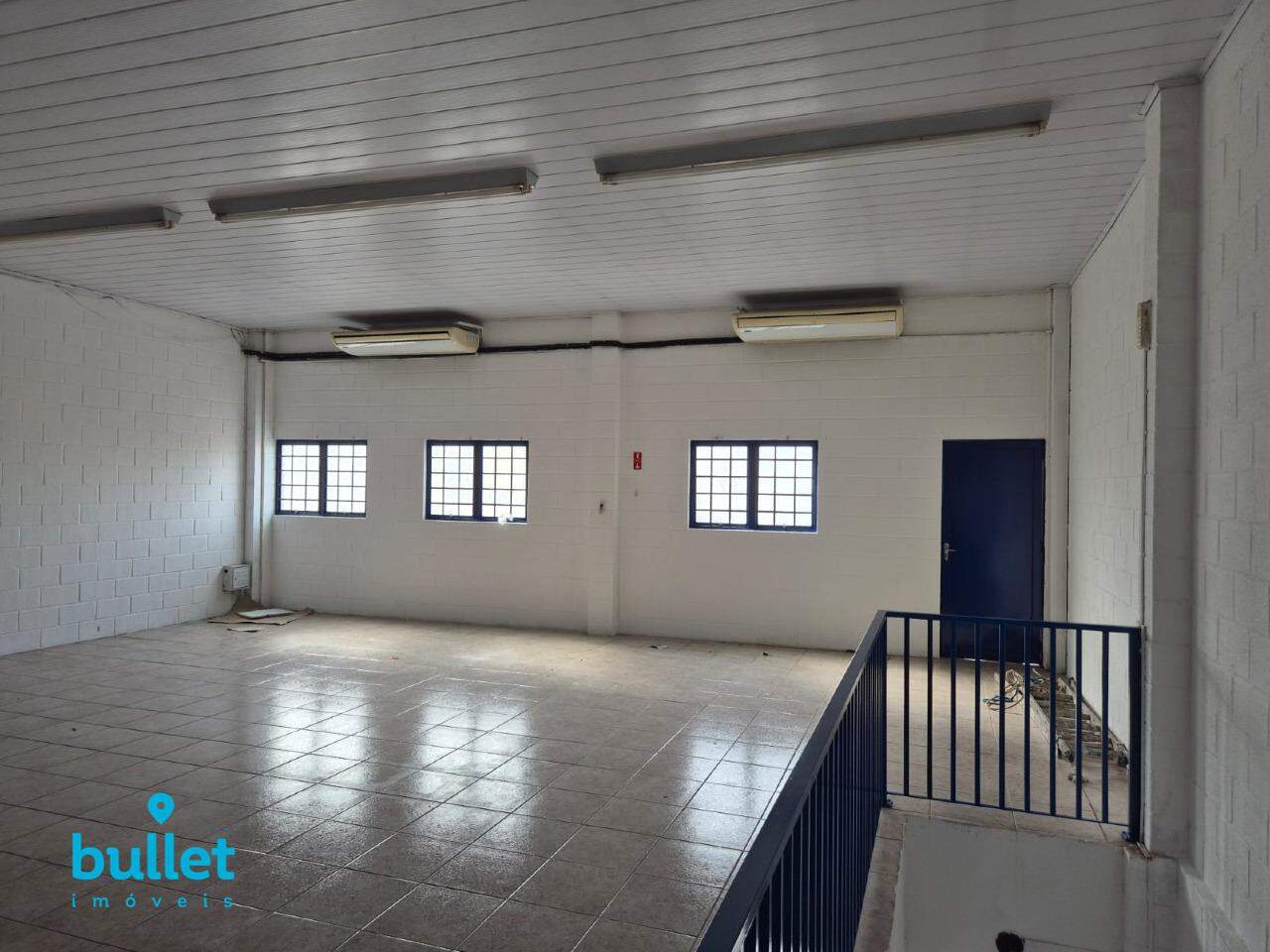 Salão para aluguel no Jardim Leonor: 