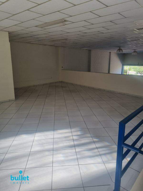 Salão para aluguel no Jardim Okita: 