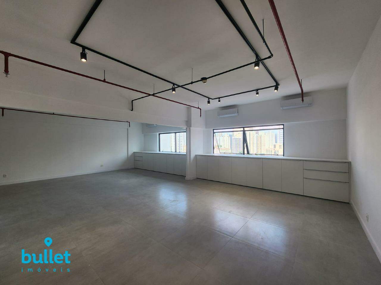 Sala para aluguel no Centro: 