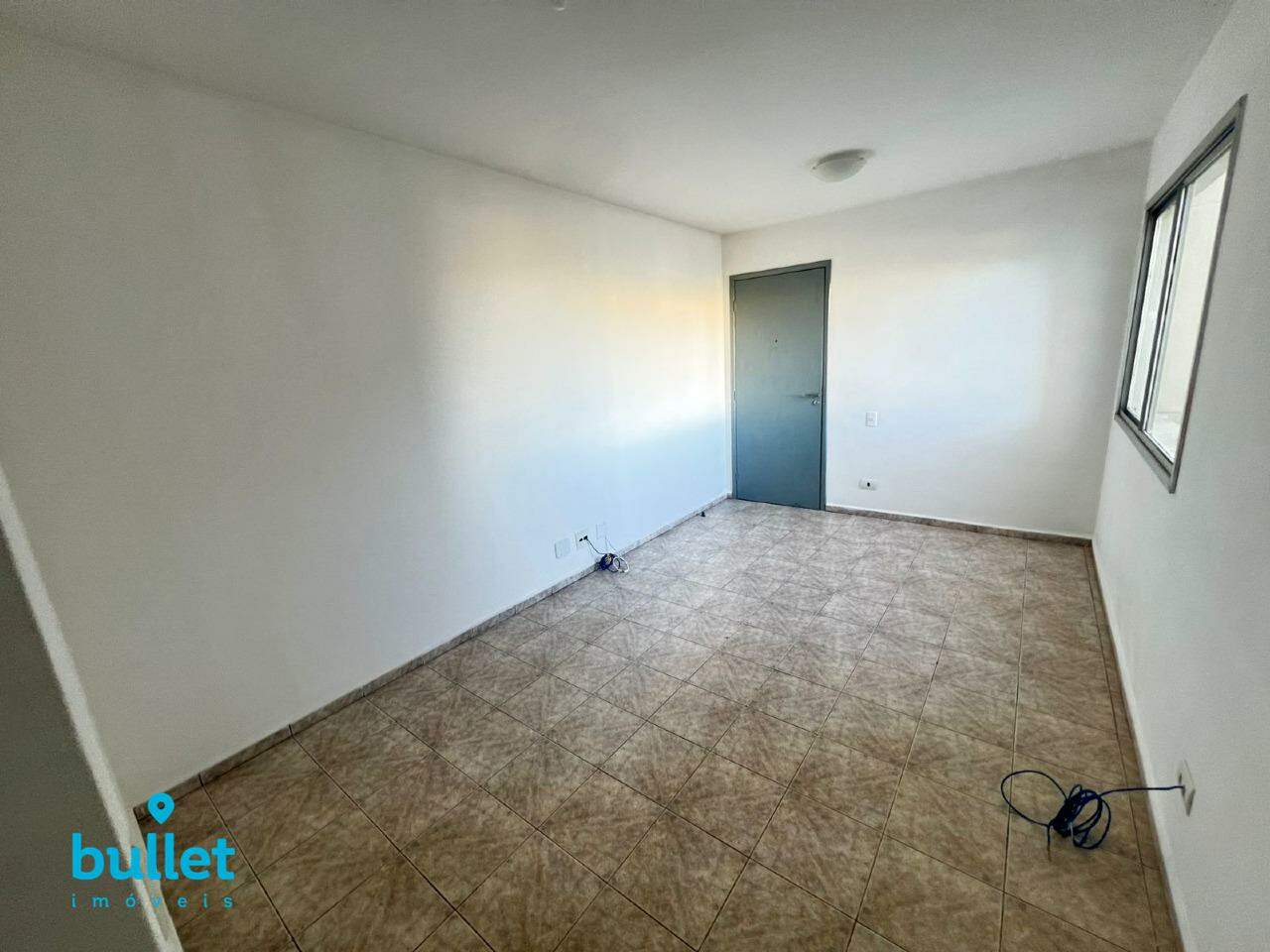 Apartamento para aluguel no bairro Jardim dos Oliveiras: 